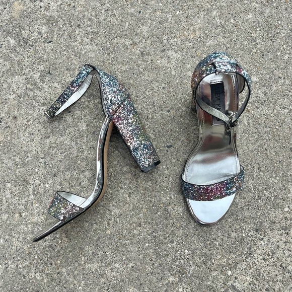 ๐ Steve Madden rainbow glitter heels - Picture 6 of 10